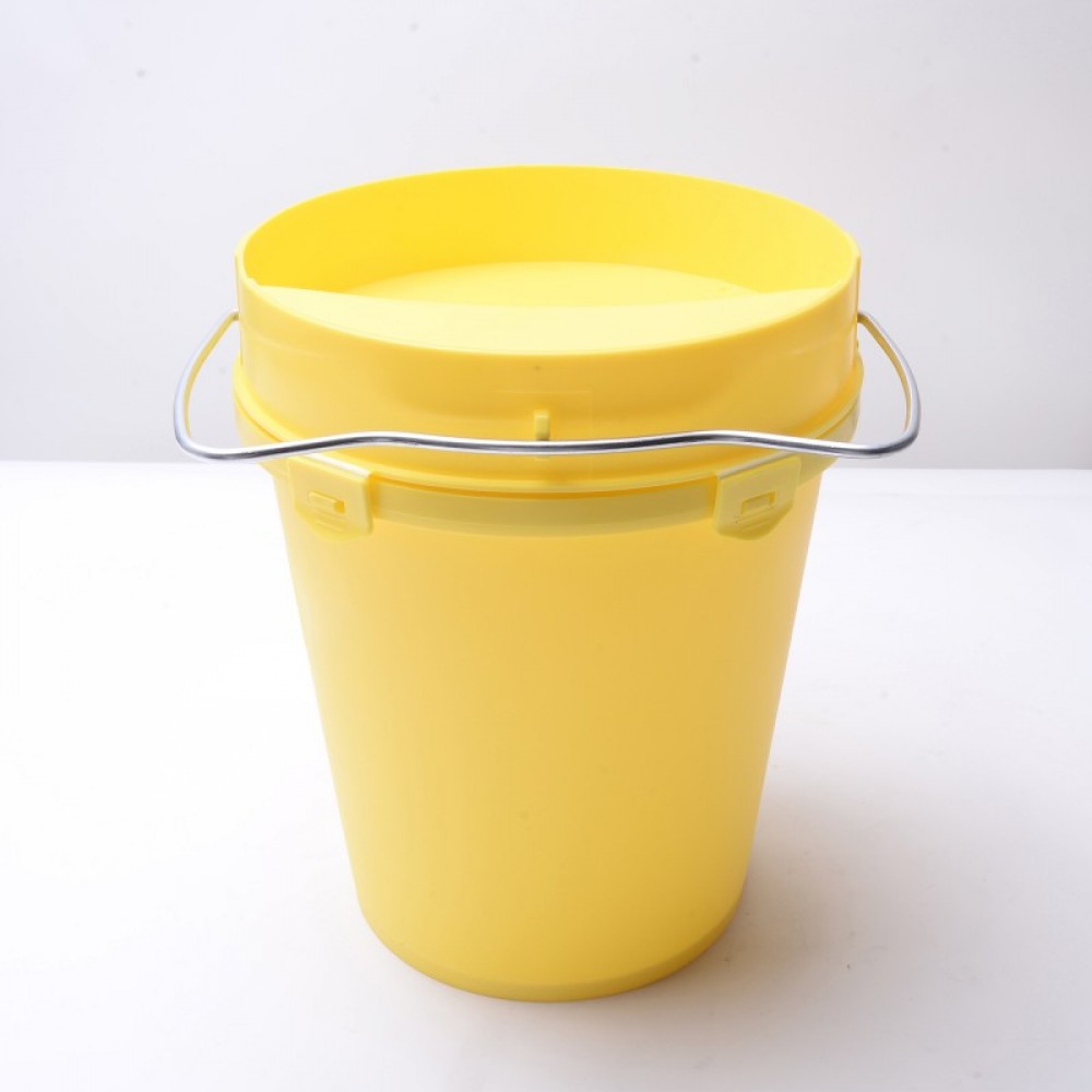 BEBEDOURO DE AVES EM BALDE PLASTICO AMARELO 5,5 LITROS