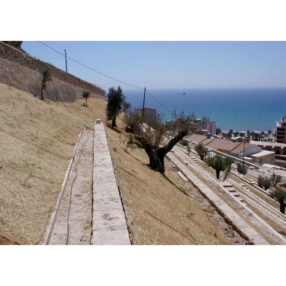 MANTA ORGANICA FIJAVER HC250 FENO/COCO 50% - 250GR/M2 - (2,4 X 50M) 120M2